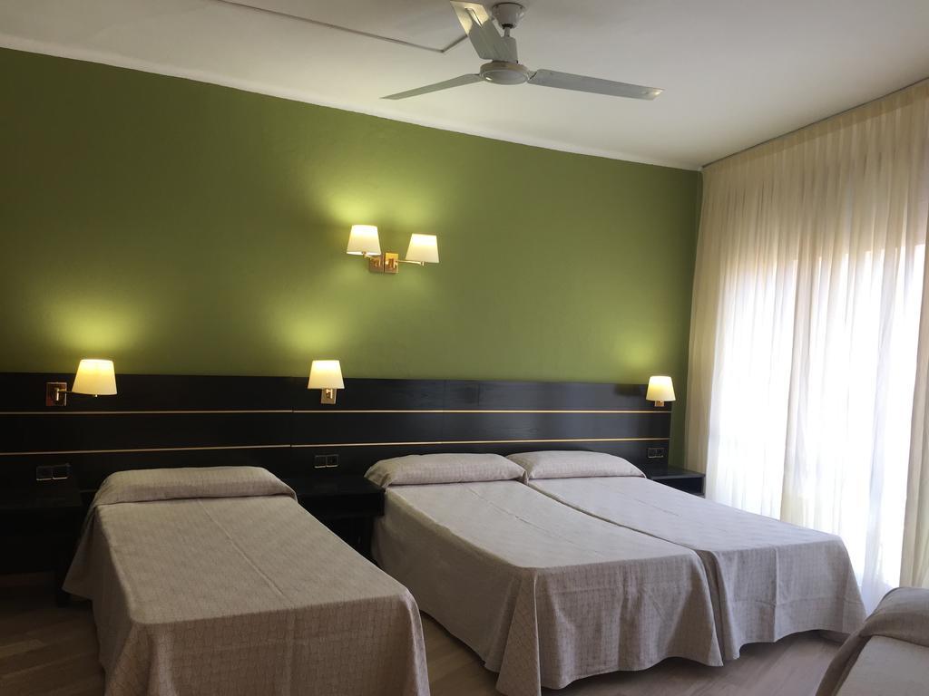 Hotel Proa Astor Lloret de Mar Exterior photo